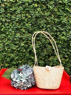 Very unique small toquilla straw purse with chain-crochet small straps