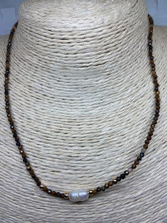 Choker made with tiger eye crystal