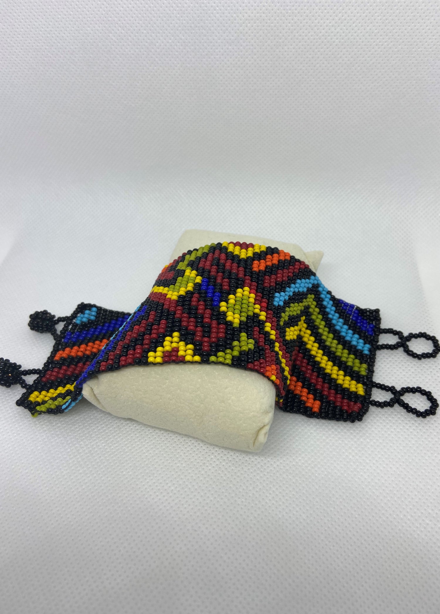 CHAQUIRAS ARE FINALLY HERE!!! FUN AND UNIQUE BRACELETS