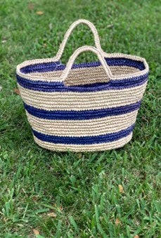 Big tote with blue stripes made with toquilla straw